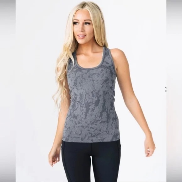 ZYIA Tops - 💕SALE💕Zyia Active Grey Splash Tank